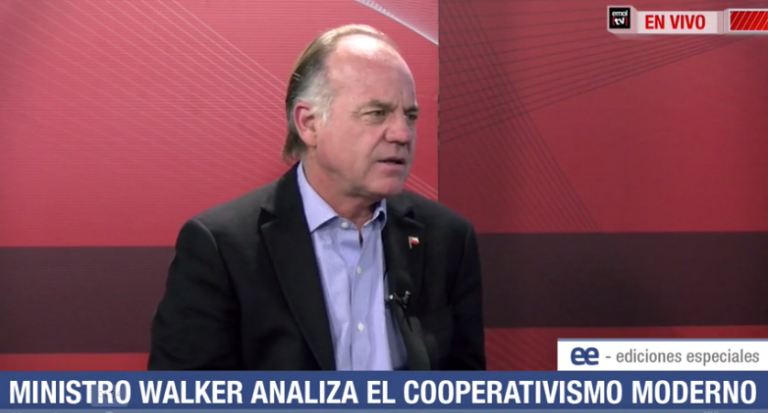 Ministro Walker destaca el rol de la asociatividad y el cooperativismo moderno para el futuro de la agricultura
