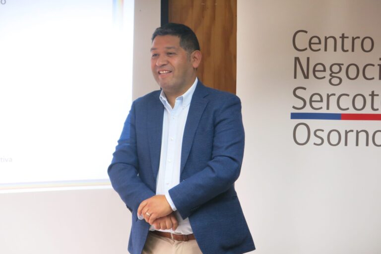 Emprendedores fortalecen sus conocimientos en el cooperativismo para reforzar sus negocios Emprendedores fortalecen sus conocimientos en el cooperativismo para reforzar sus negocios