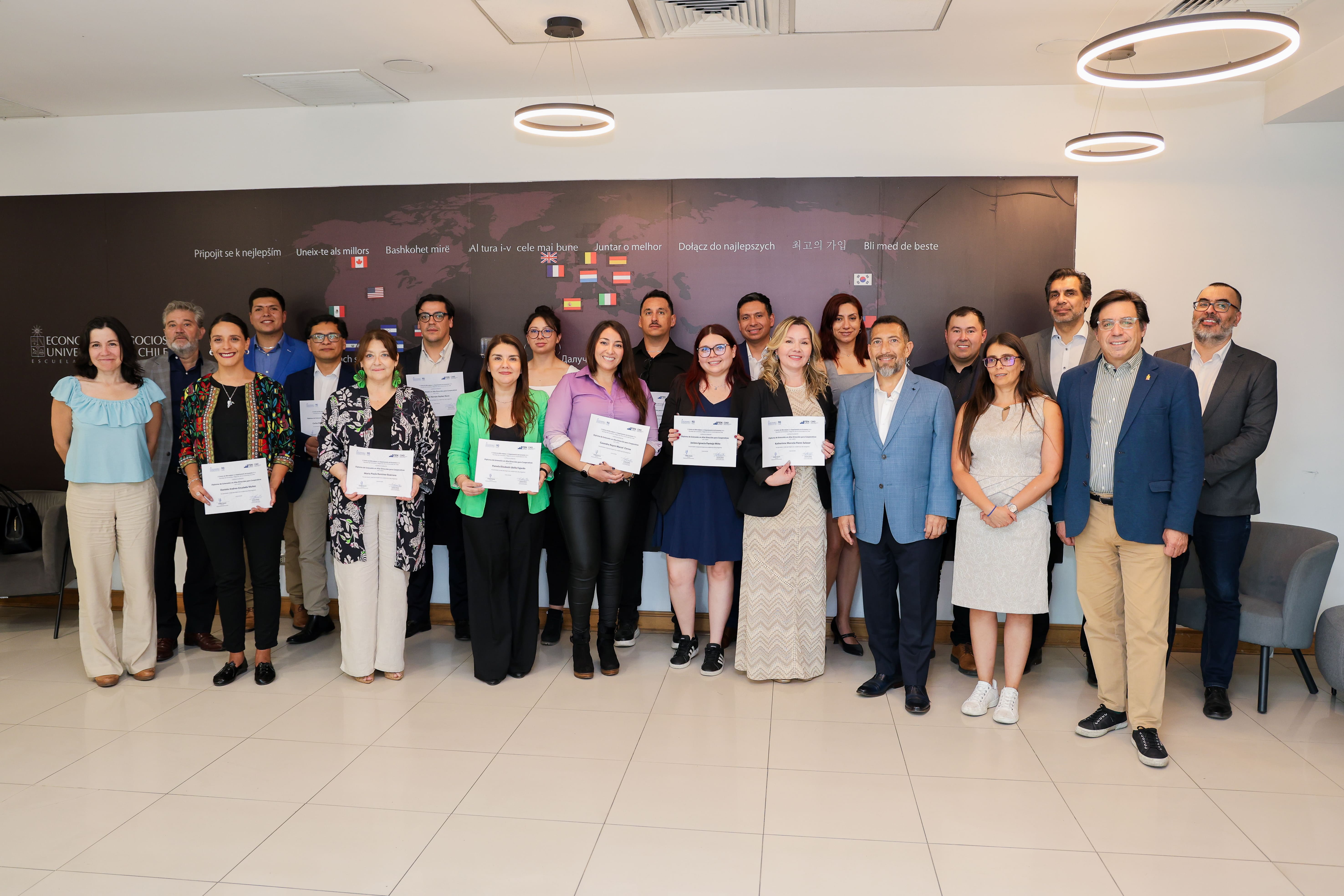 Con 31 egresados finalizó la tercera versión del Diploma para Alta Dirección de Cooperativas