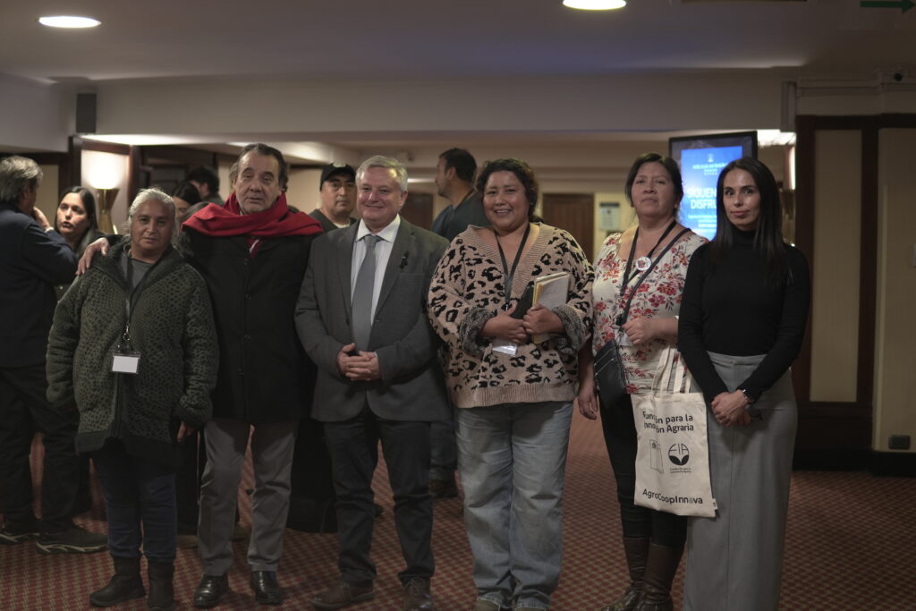 ANCCh participó en seminario internacional sobre innovación y fortalecimiento del modelo cooperativo de FIA